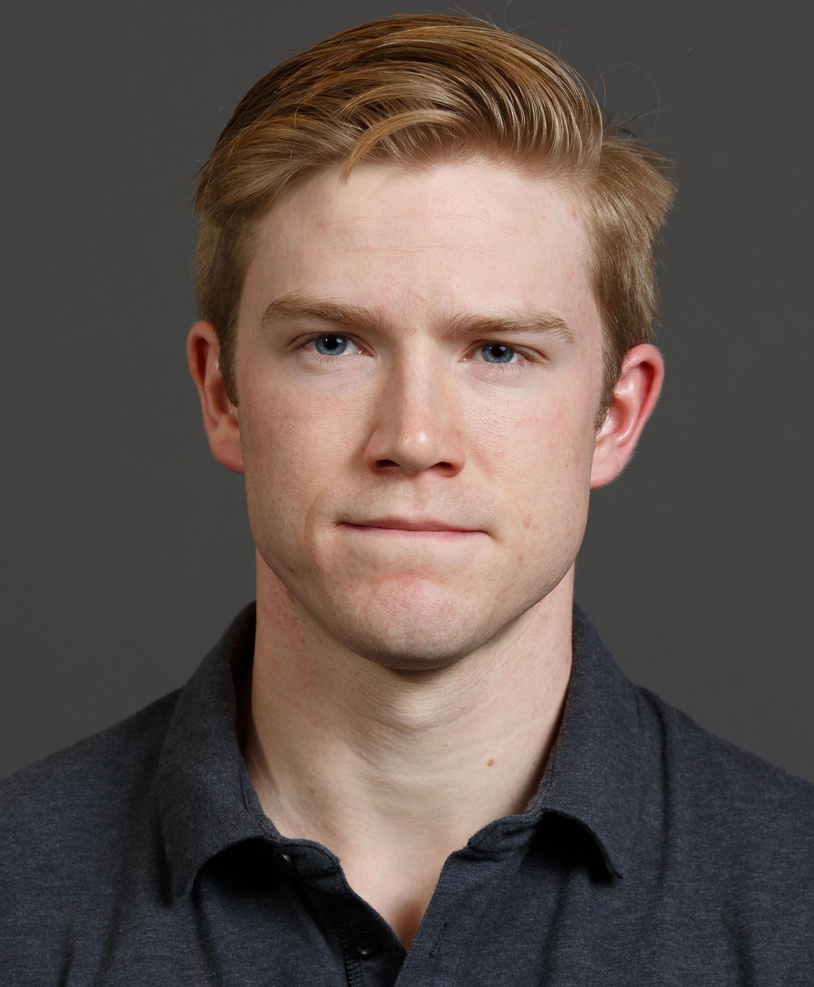 Louis Pratt headshot