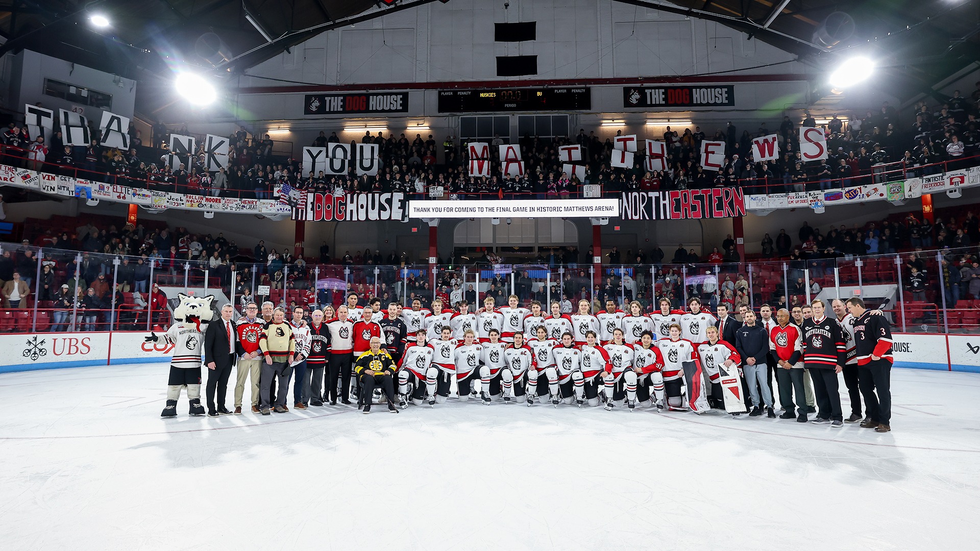men's hockey ceremony