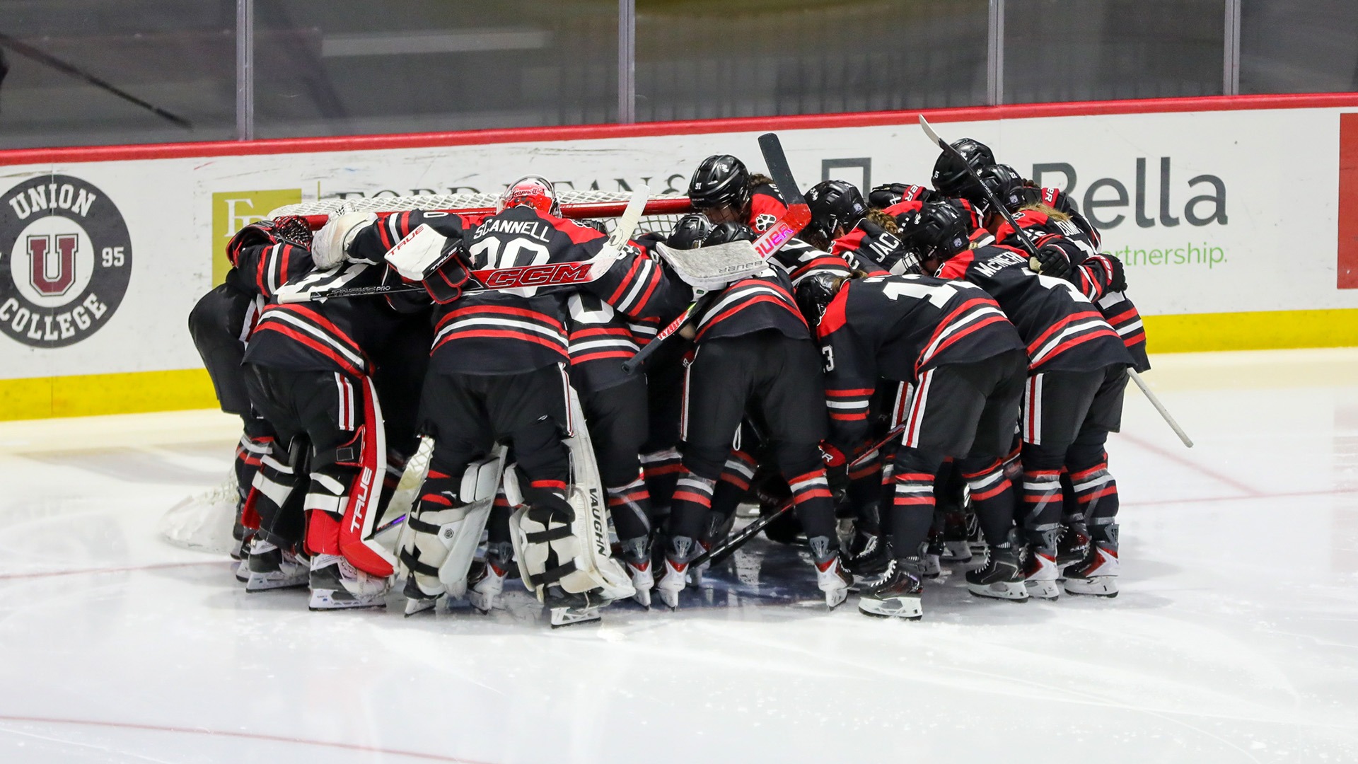 WIH Huddle 