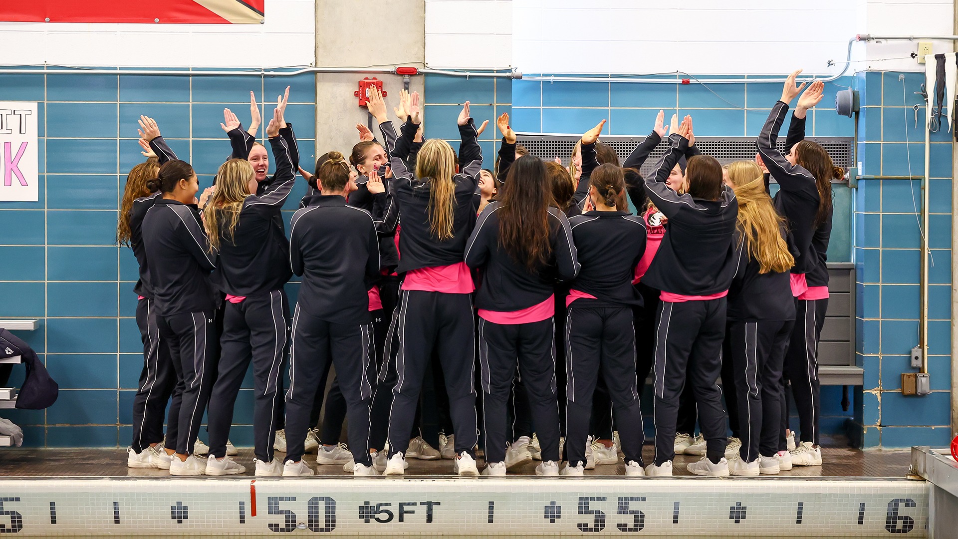 Swim & Dive Huddle