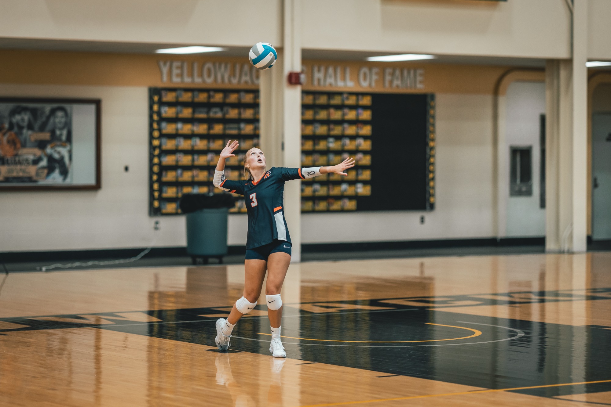 Jills Win at Finlandia Northland College Athletics