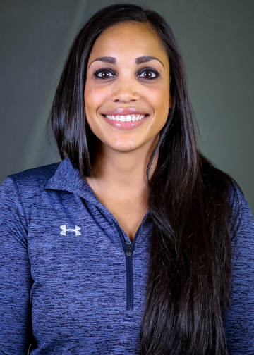 Coach Shannon Nelson