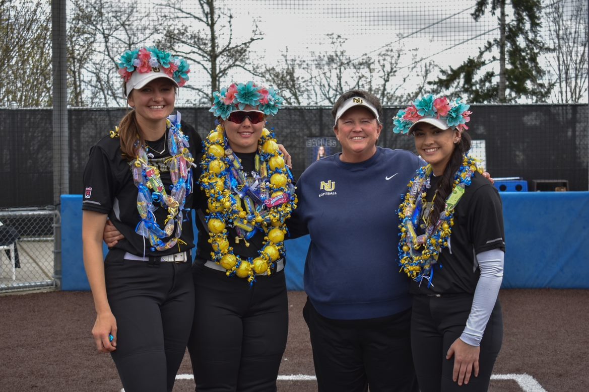 senior day softball 23