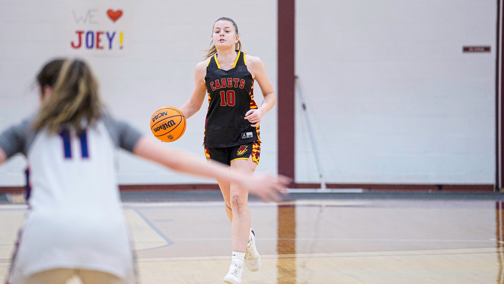 2025-26 WBB - Ellsworth action