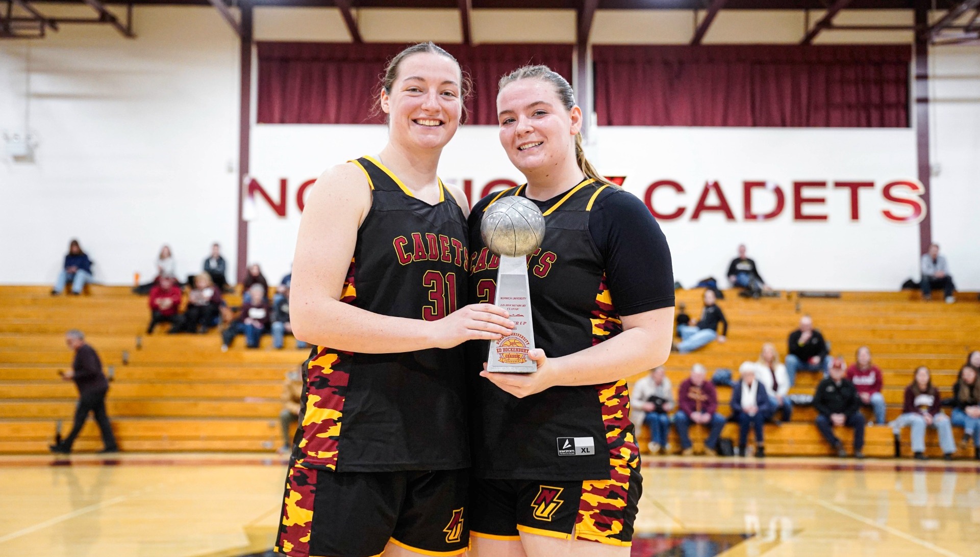 2025-26 WBB - Hockenbury runner-up pic