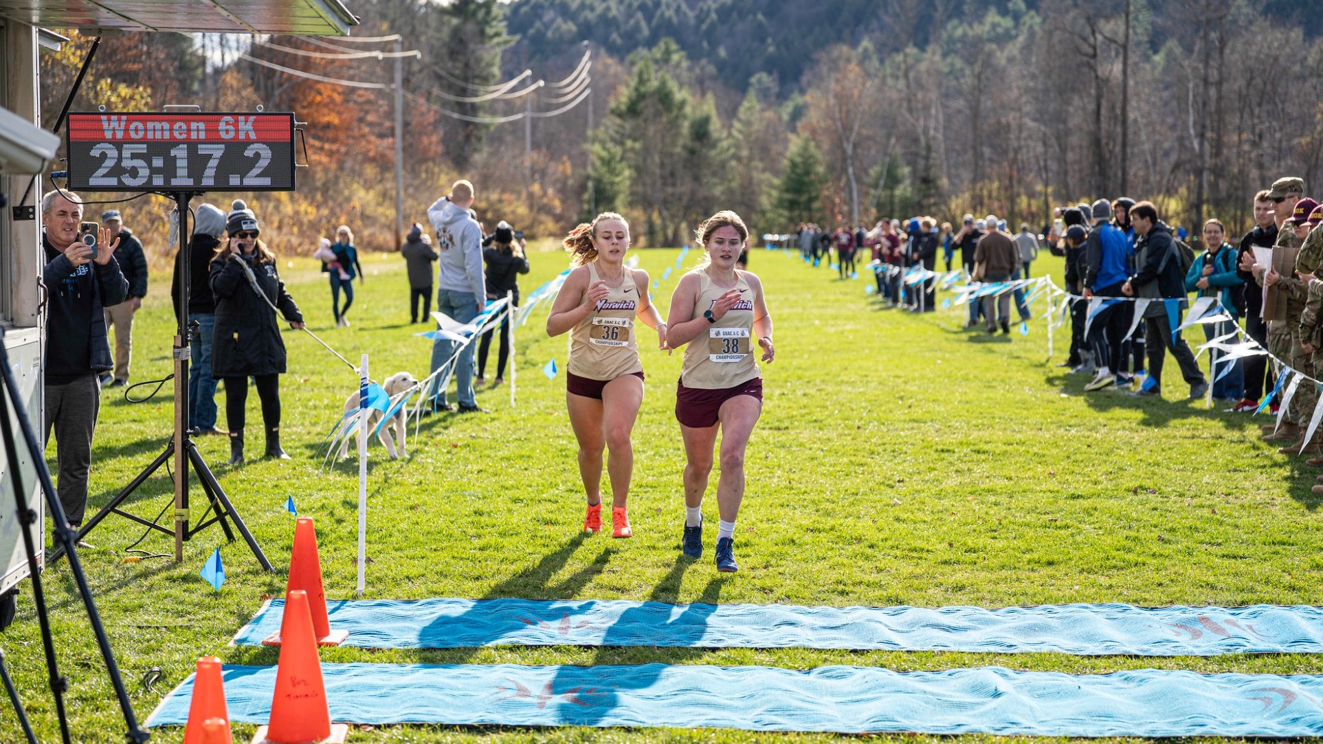 2026 WXC - Teitsch & Whitmarsh action