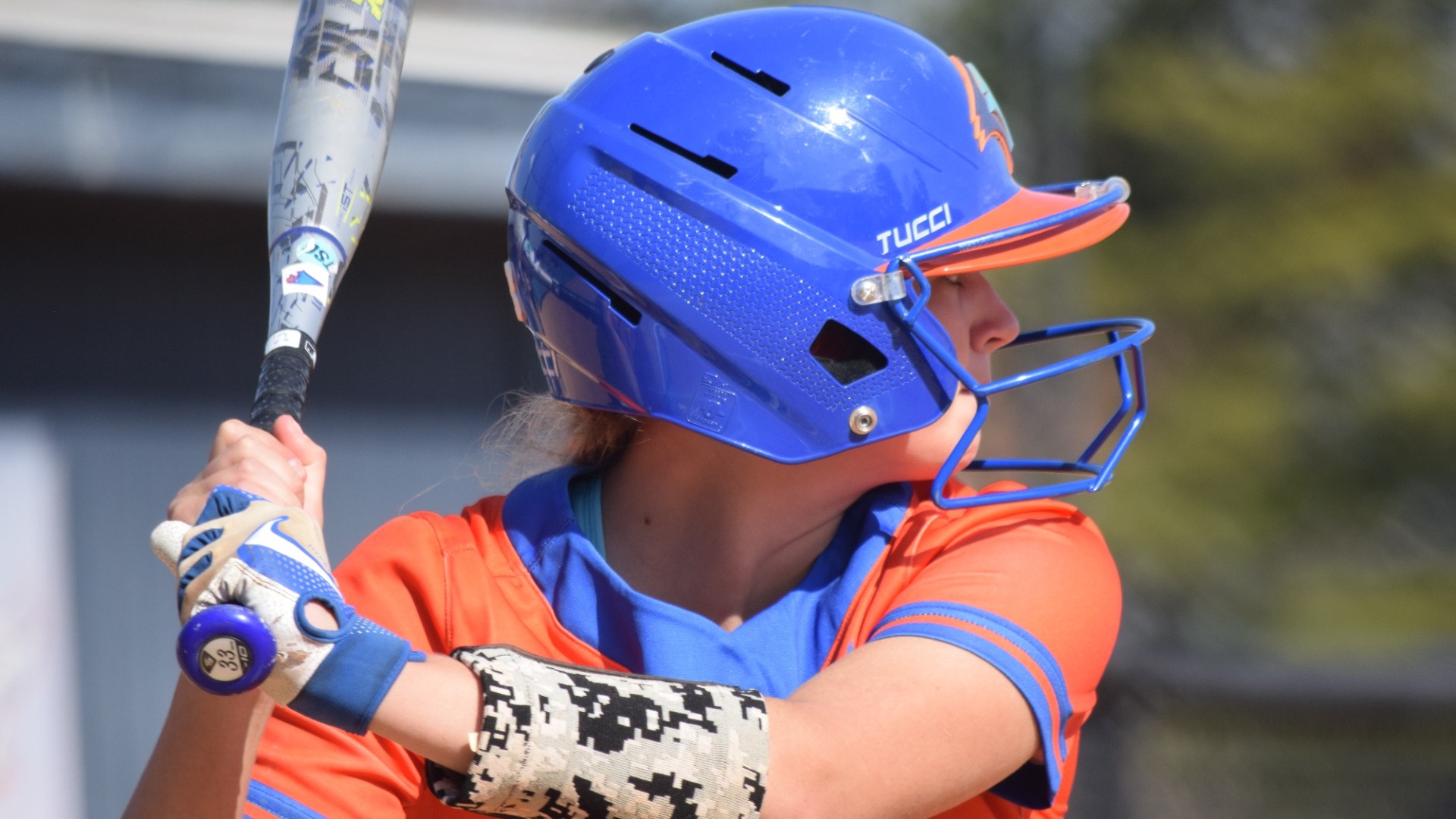 suny-new-paltz-softball-collects-doubleheader-sweep-of-oneonta-suny