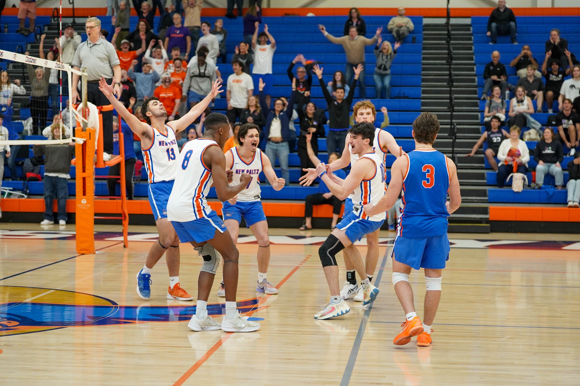 Huddle Team Celebrate 