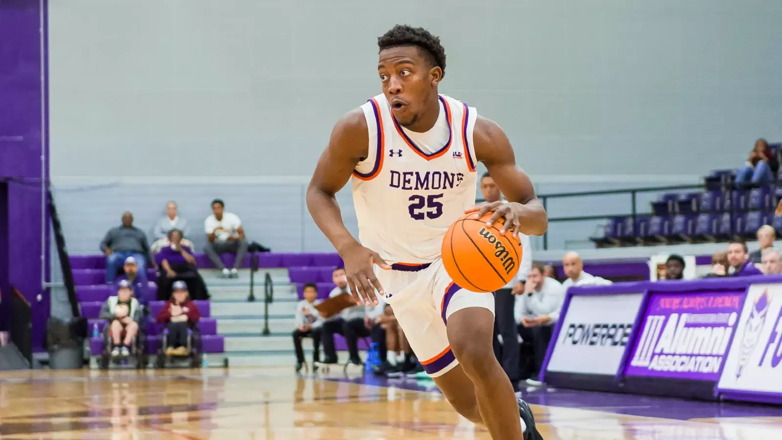 NSU 25 Omar Adegbola