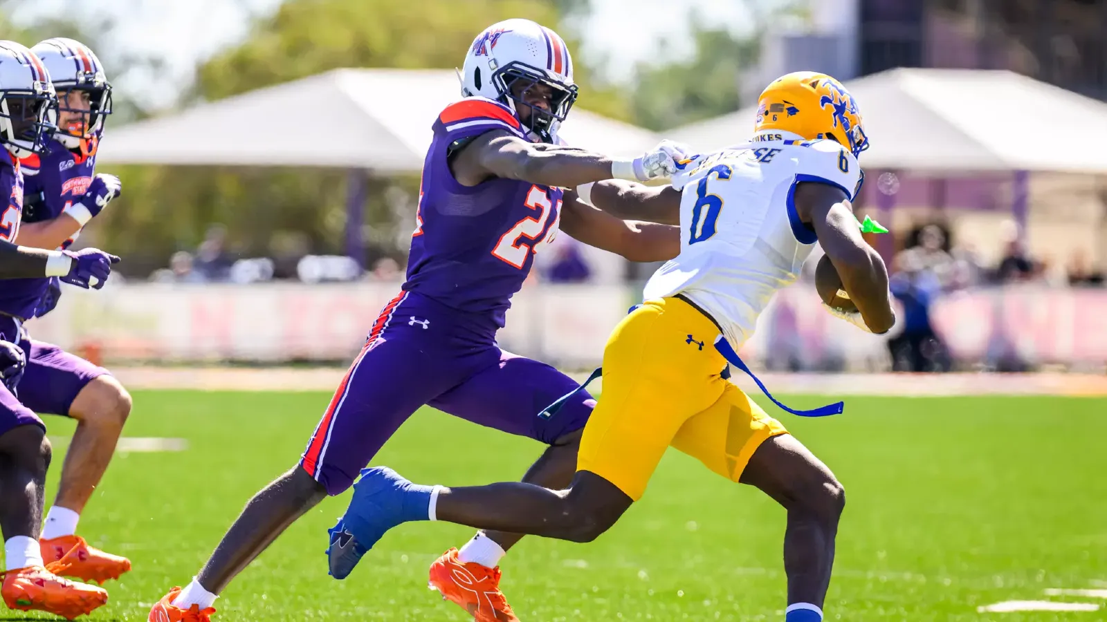 NSU 24 Brandeon Ross MSU 6 Curtis Deville