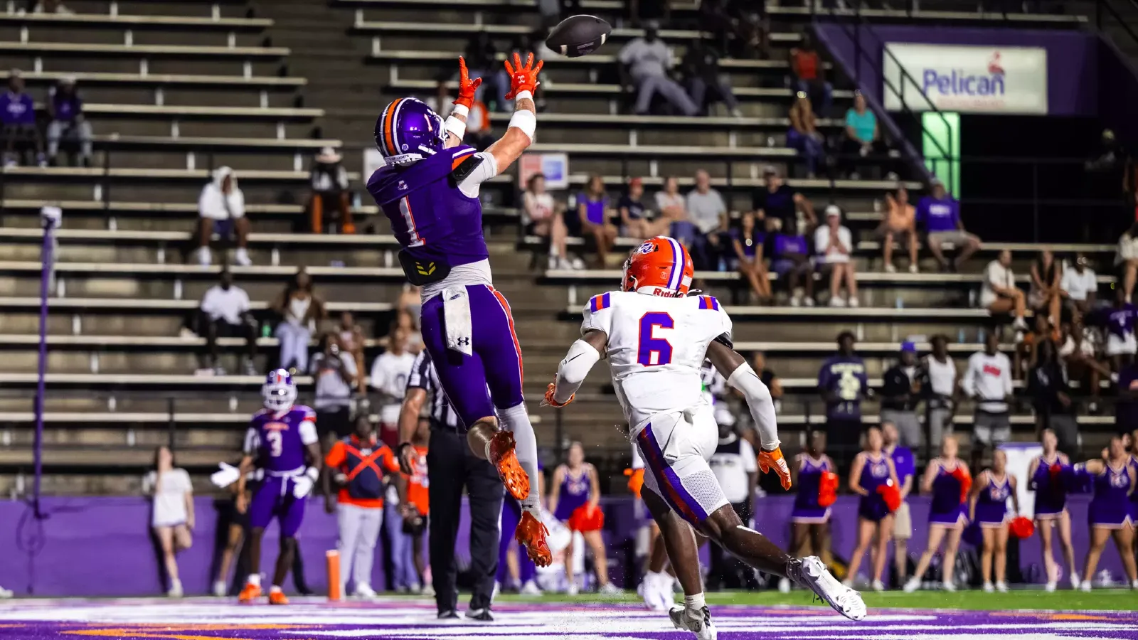 NSU 1 Dylan Rhodes catches the all in the endzone