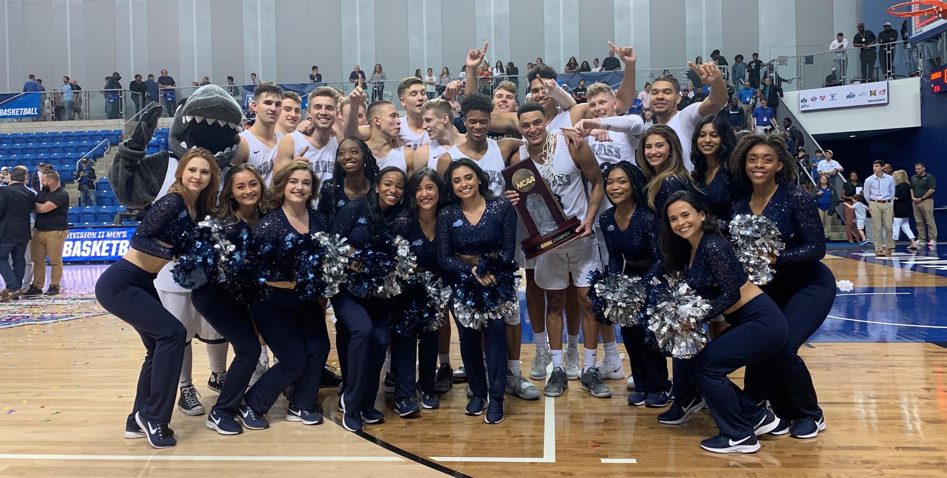 Sharkettes, Razor, MBB Title