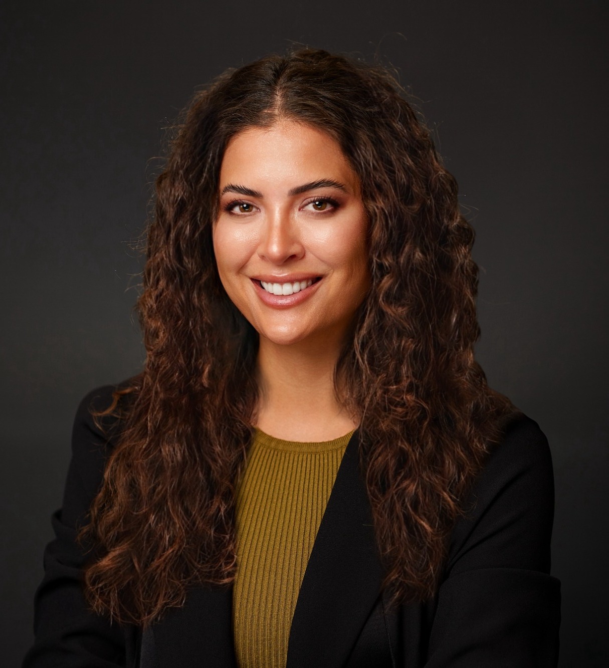 Dr. Leah Geodecke