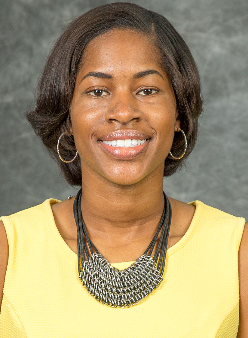 Assistant Coach Danielle Bell