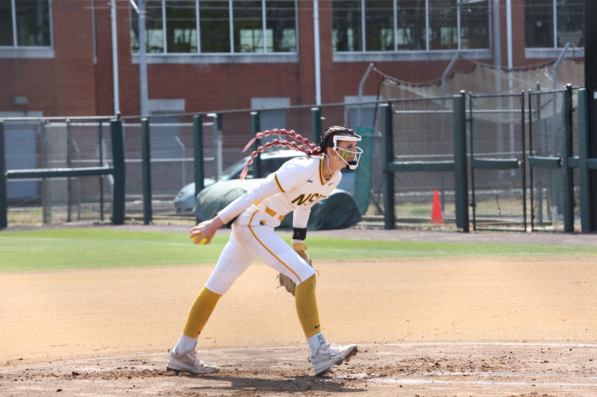 Kailey Bryant pitching