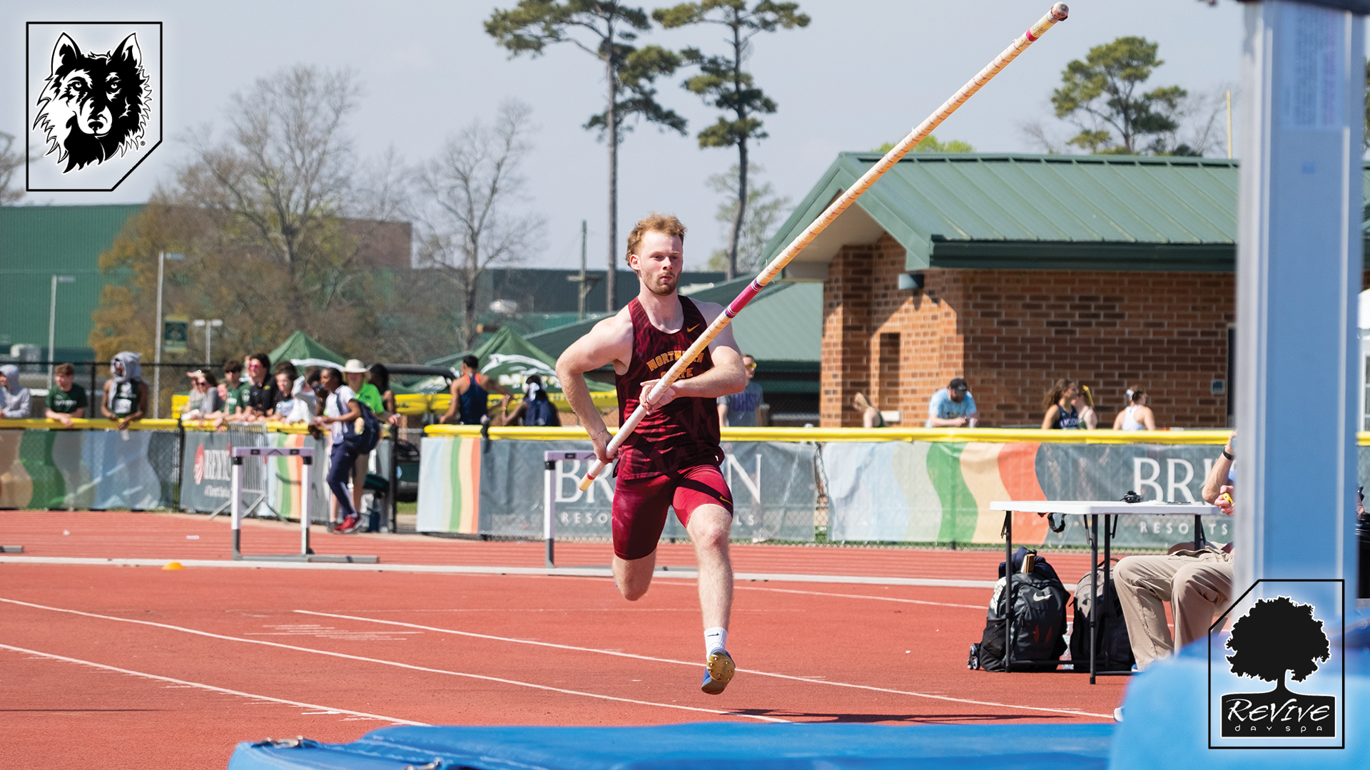 Rudi May running into his pole vault jump