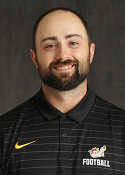 2026 Headshot for Hank Brassilio