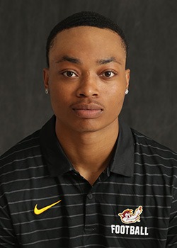 2026 Headshot for TY Young