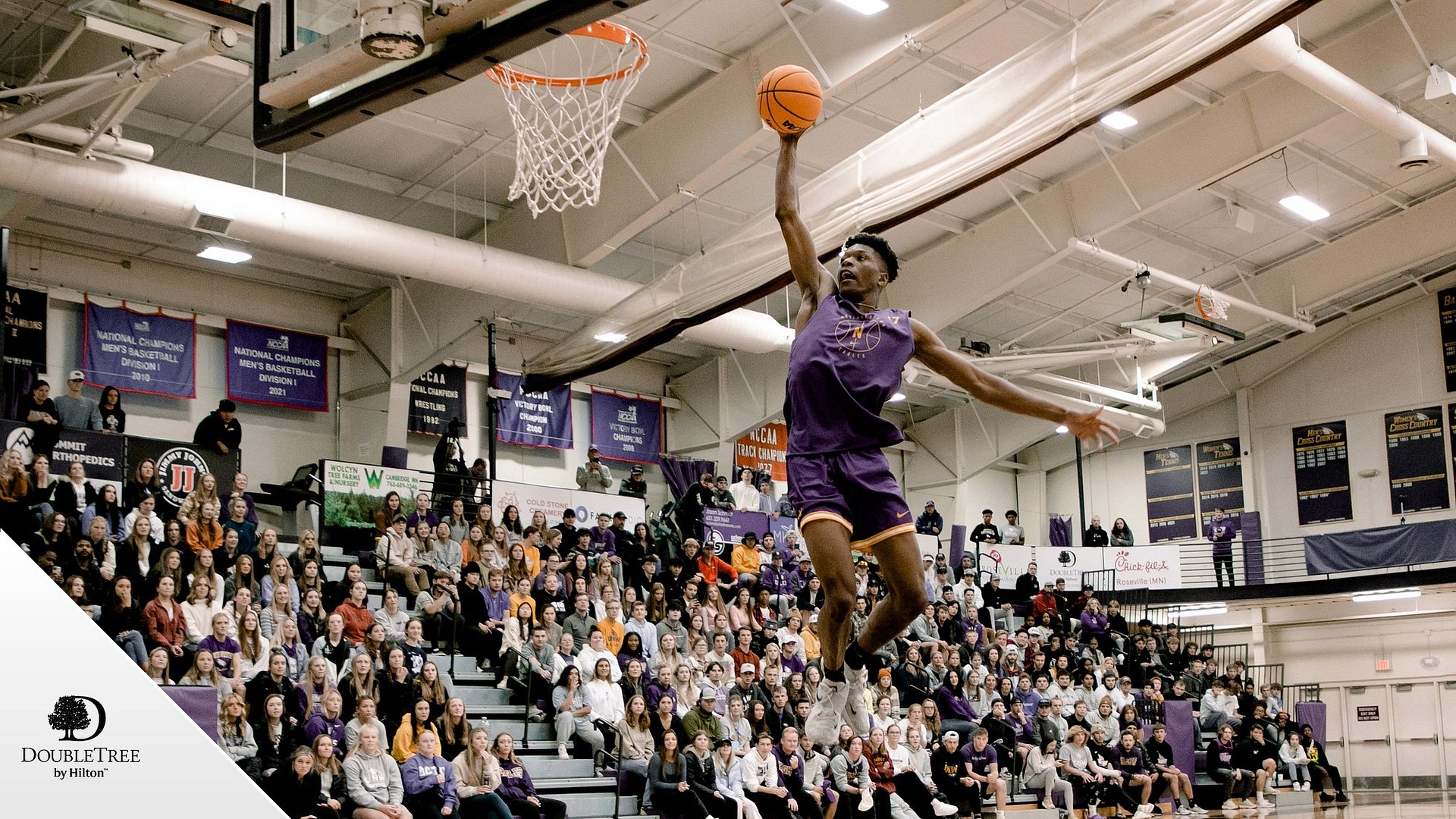 Men’s Basketball Dominates in 11772 Win over Finlandia, Scoring Fourth