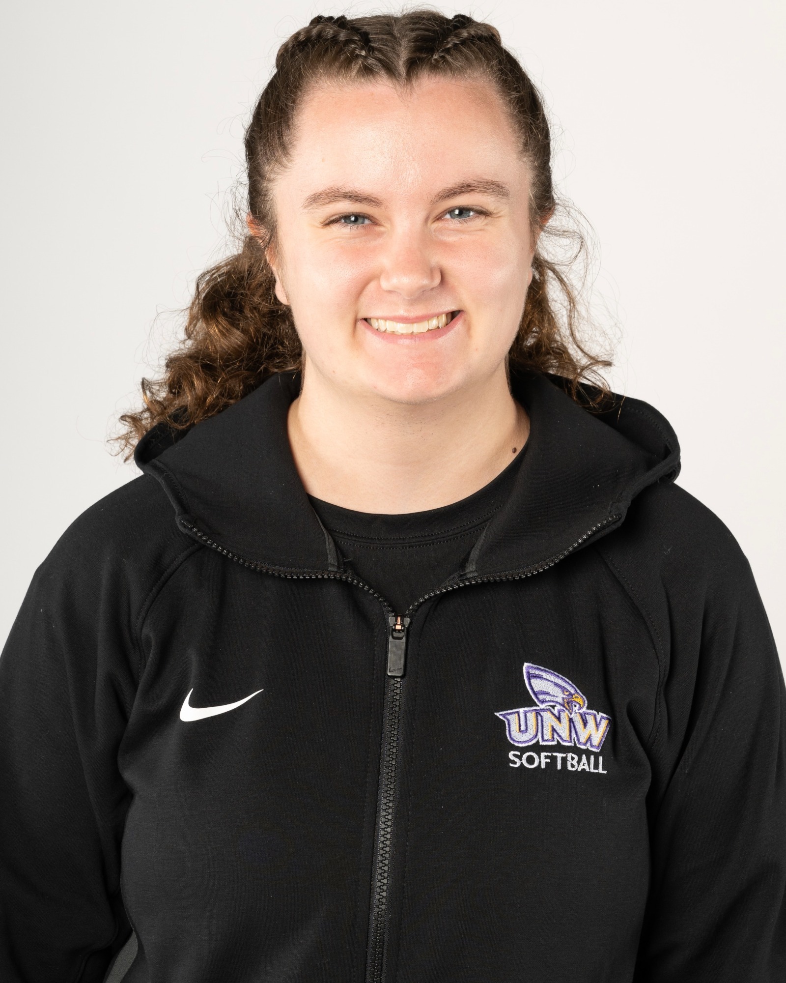 2024_SB_Headshots_Manager_Miller_Emma_Website