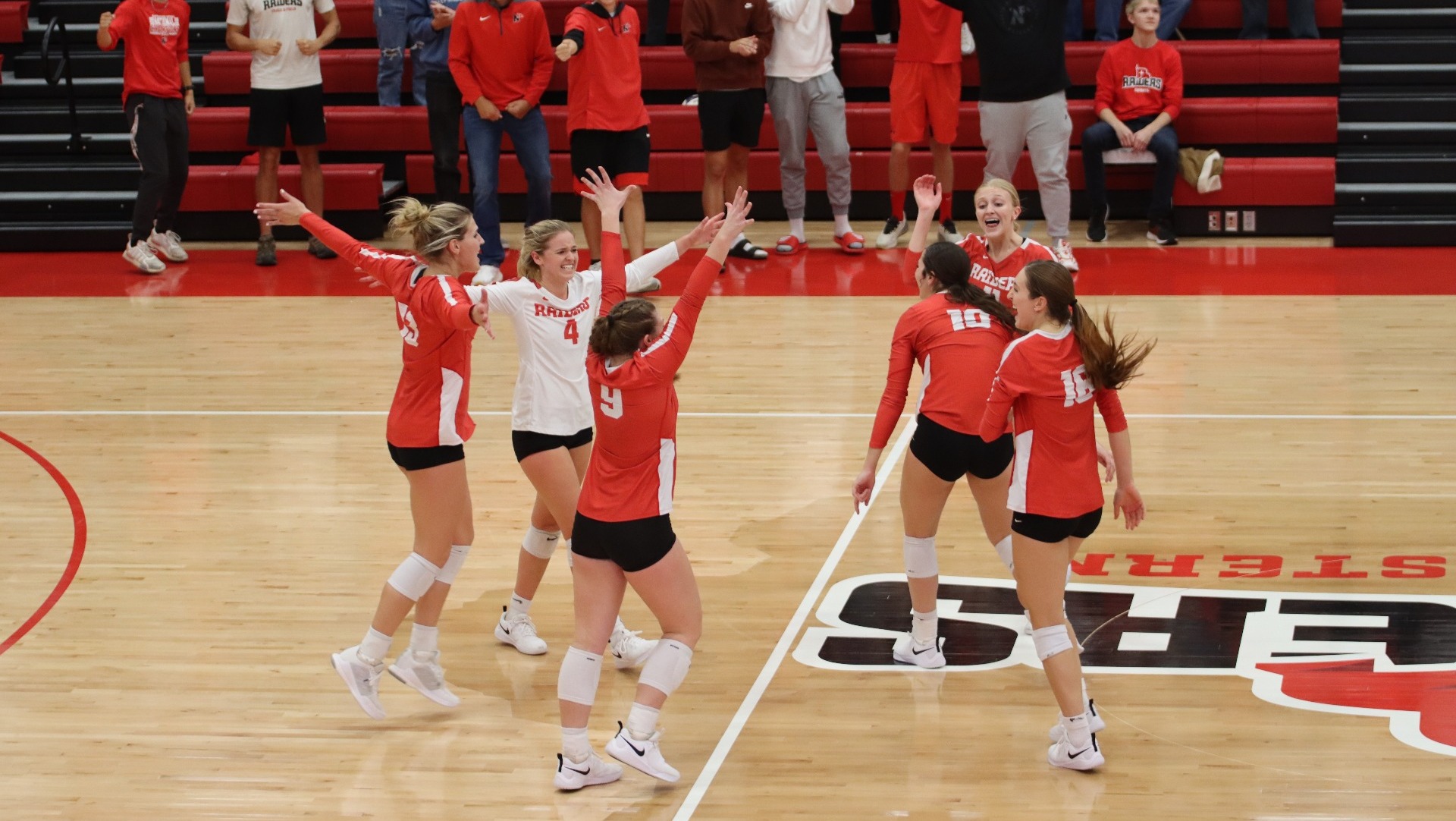 No. 3 Northwestern Topples No. 1 Concordia in Straight Sets