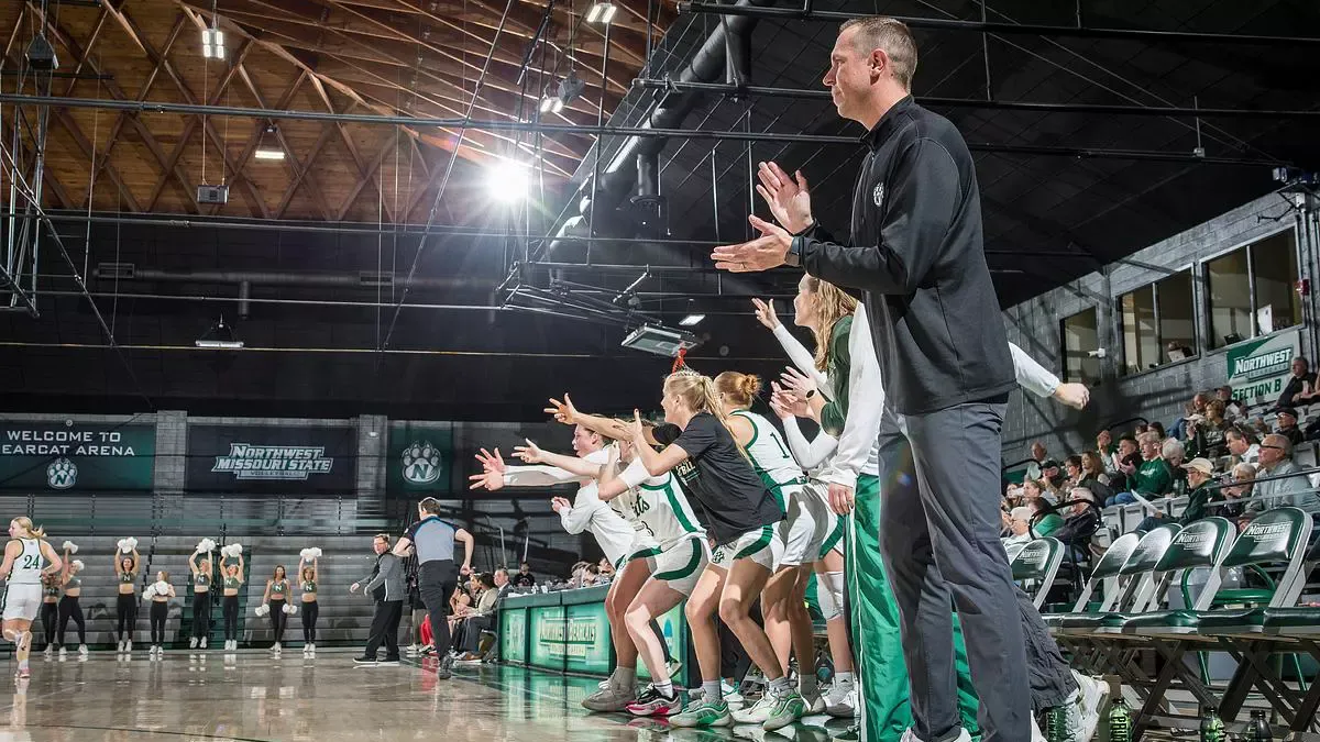 The Bearcat Womans team hosts the University of Central Missouri. Jan. 7, 2026 (Photo by Lilly Cook | Northwest Missouri State University)