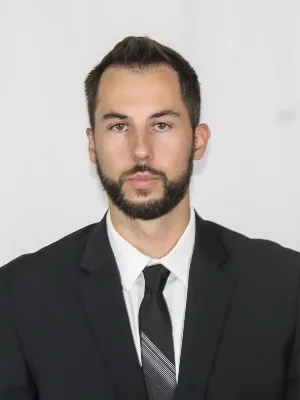 Head Shot of Men's basketball head coach Ty Danielson