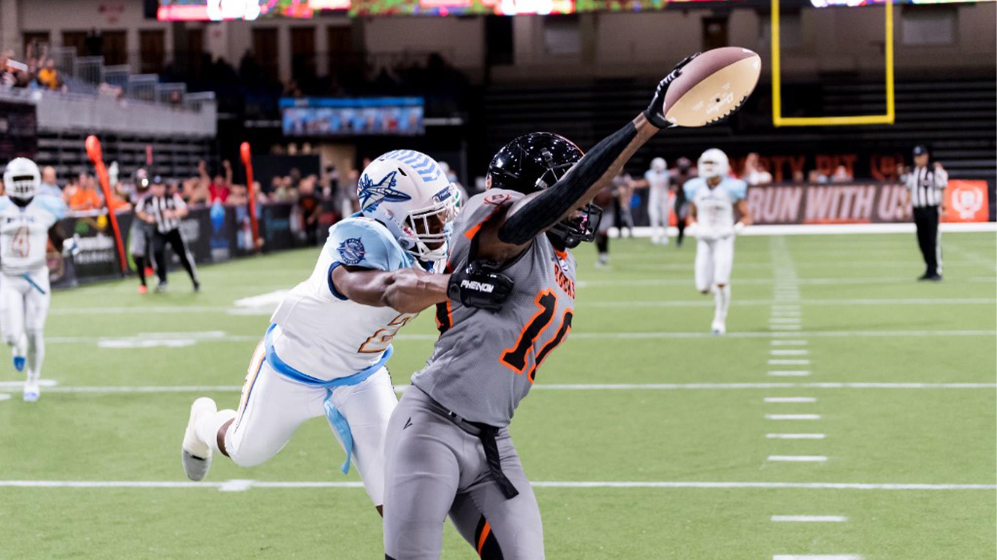 WR Stokes Signs with Panthers Bay Area Panthers