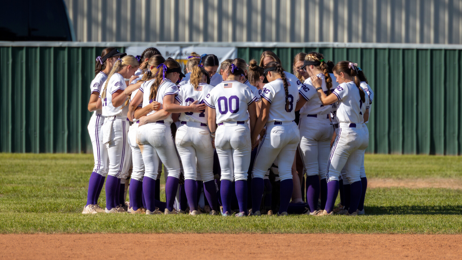 SB Huddle vs SWOSU