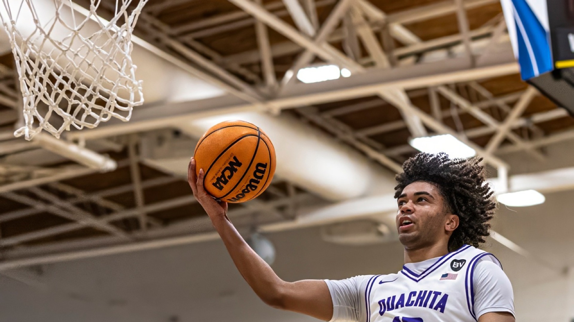 Crew Flowers MBB vs Harding