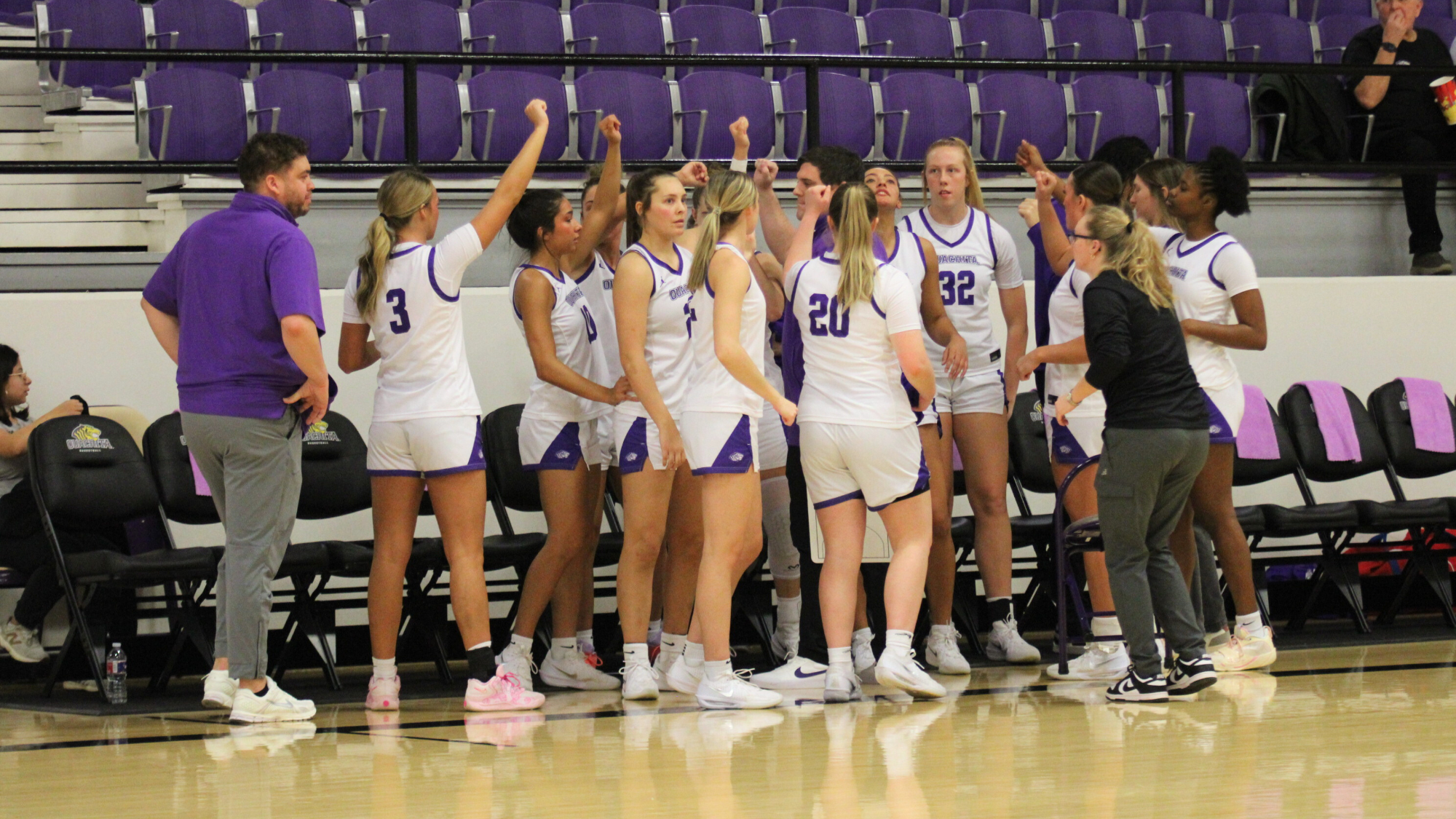 WBB huddle vs SNU 2026