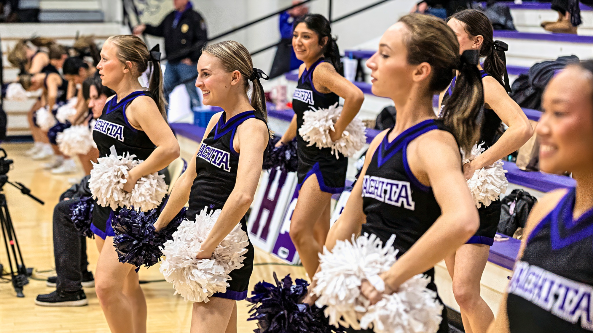 Cheerleaders vs HSU basketball 2026