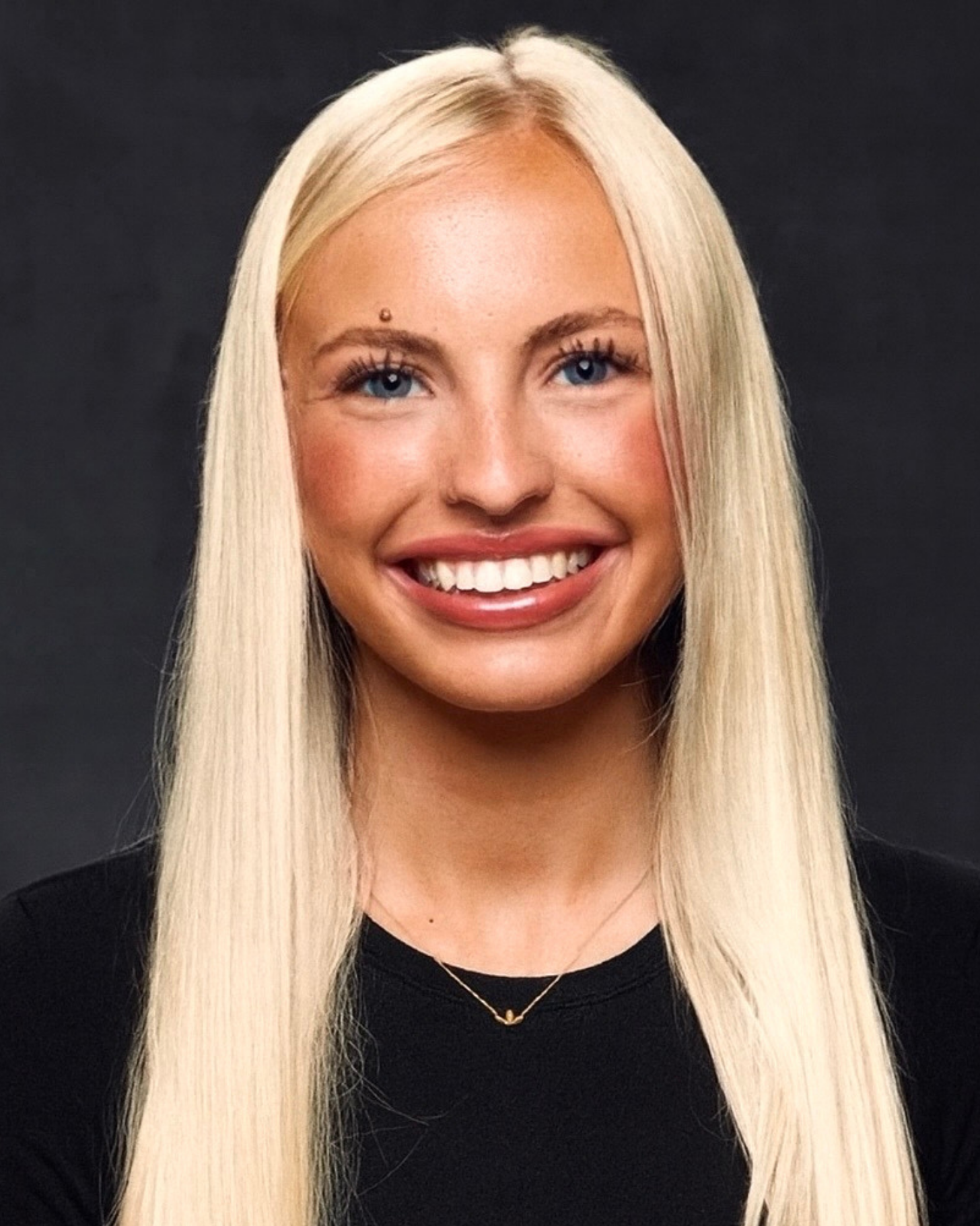 Eva Baumgardner headshot