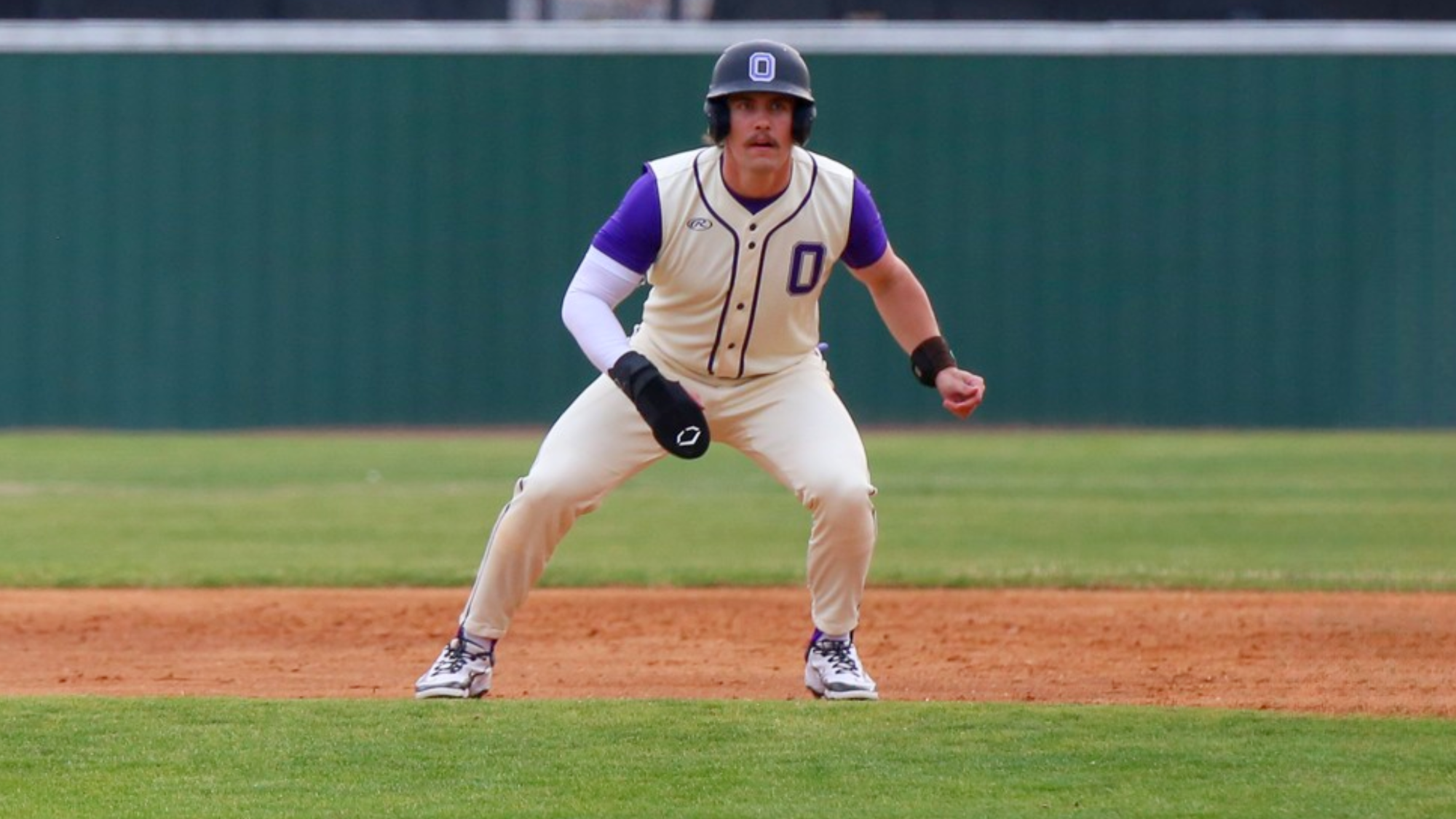 Cole Bedwell base running vs ECU 2026