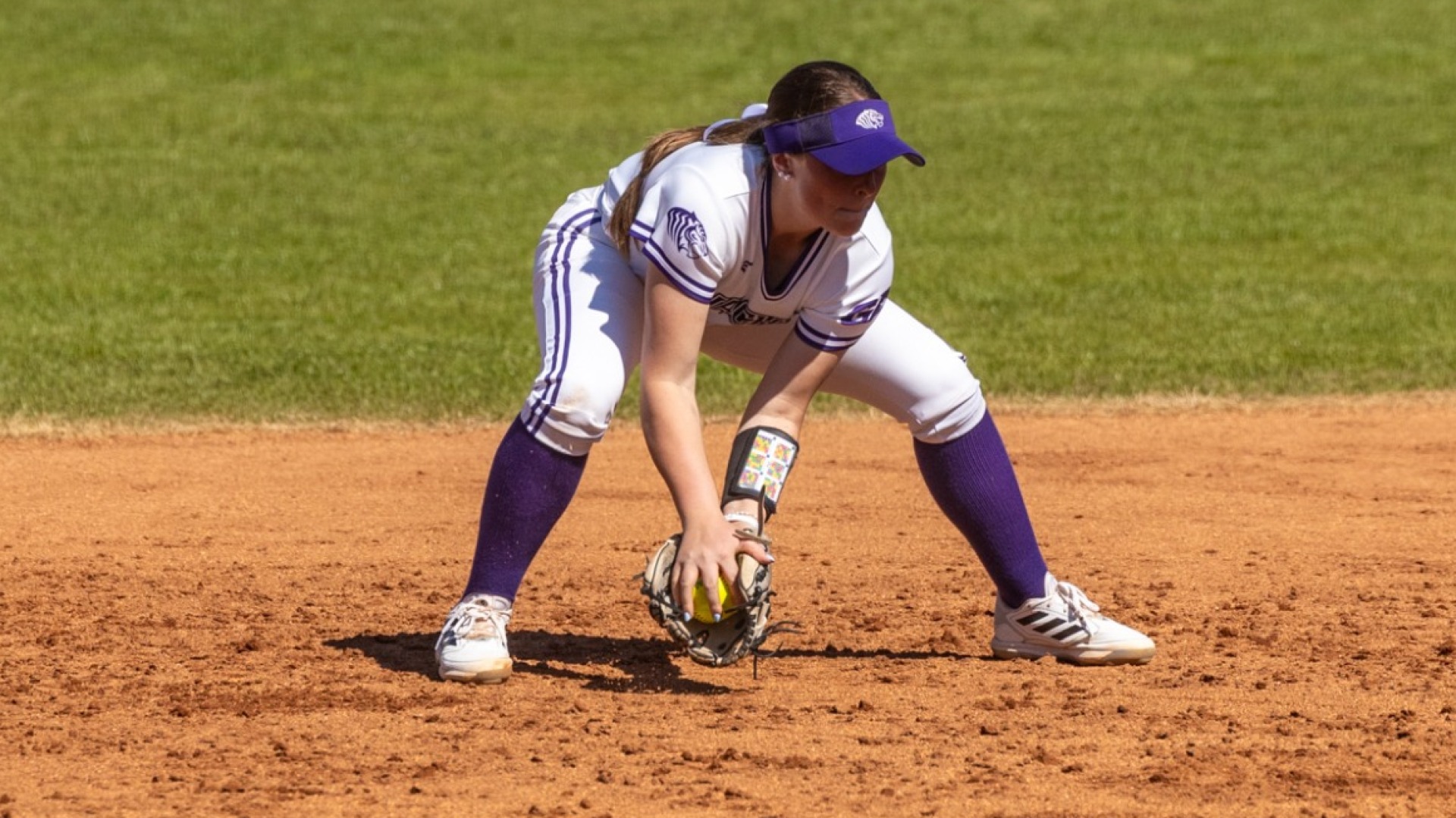 Morgan Uher fielding vs Harding
