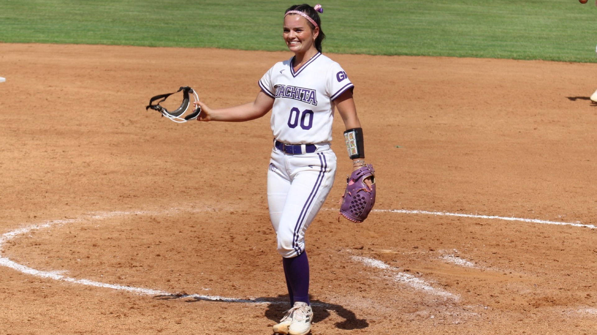 Catie Amador throws no-hitter vs NWOSU
