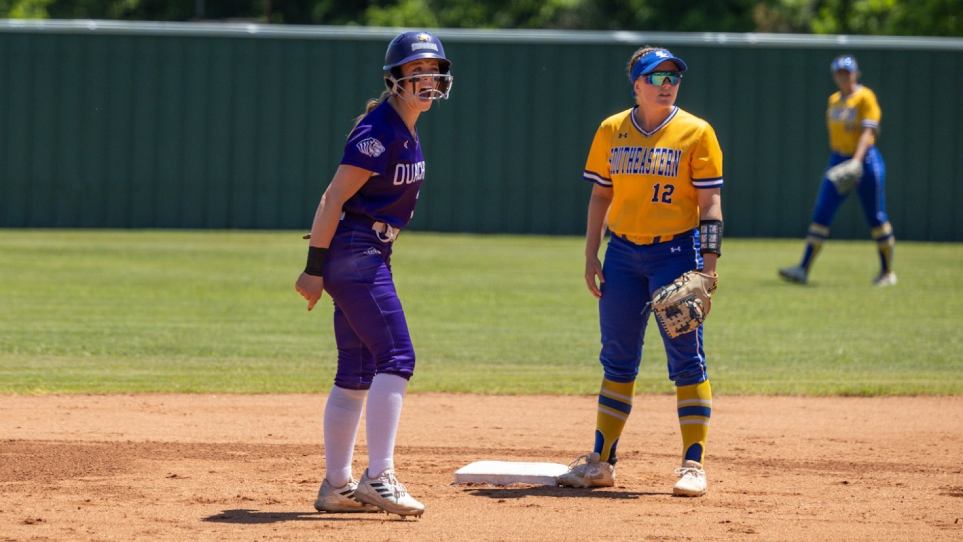 Emily Reed RBI double vs Southeastern