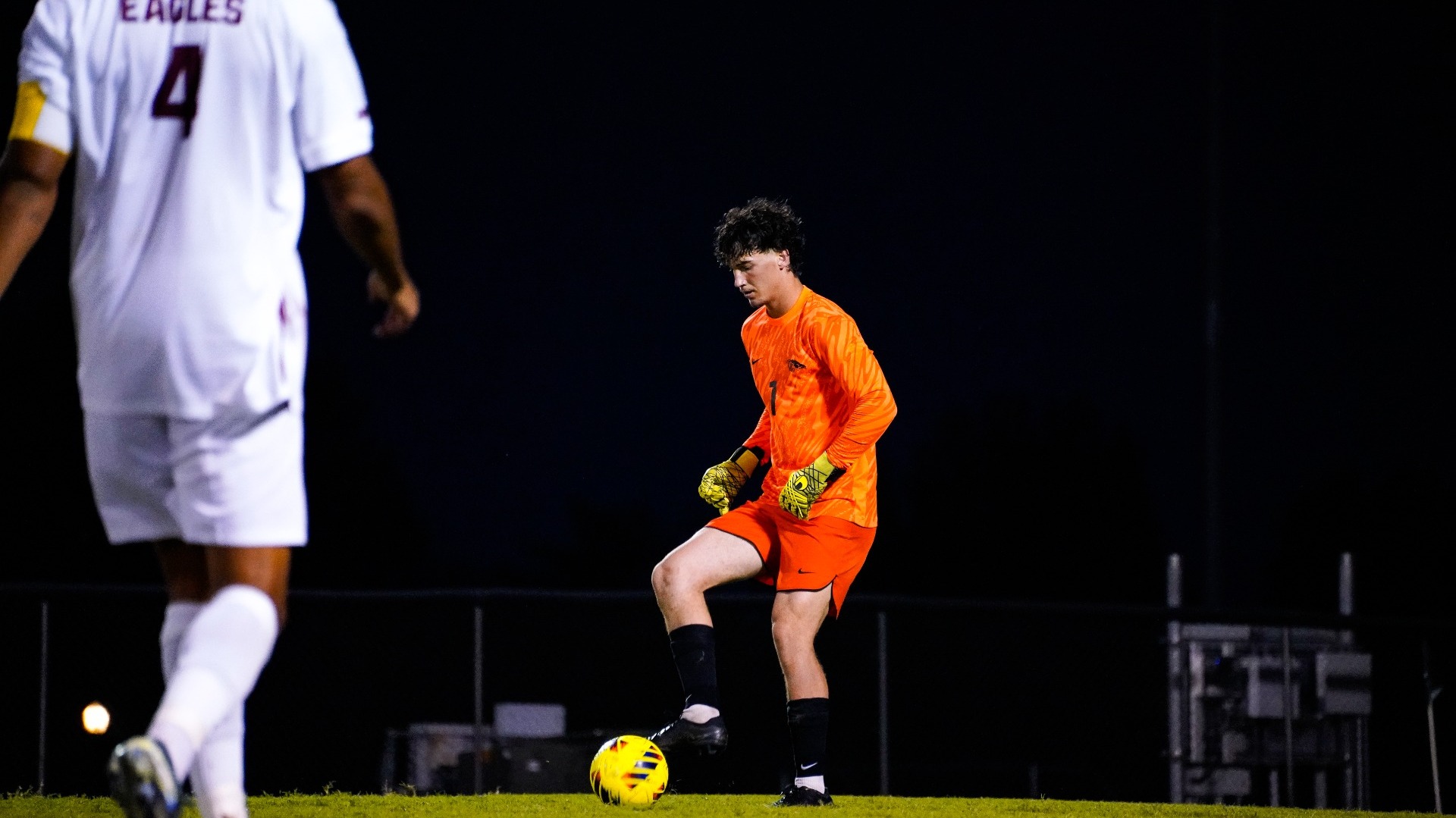 Hardiman dribbling ball