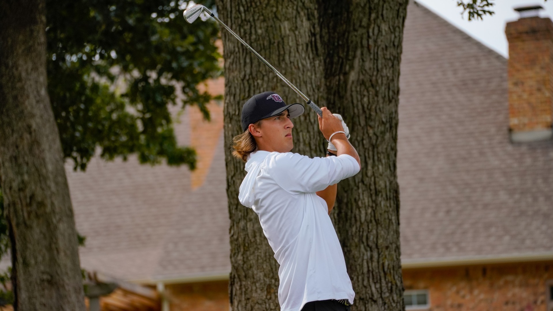 Carson Lee follow-through
