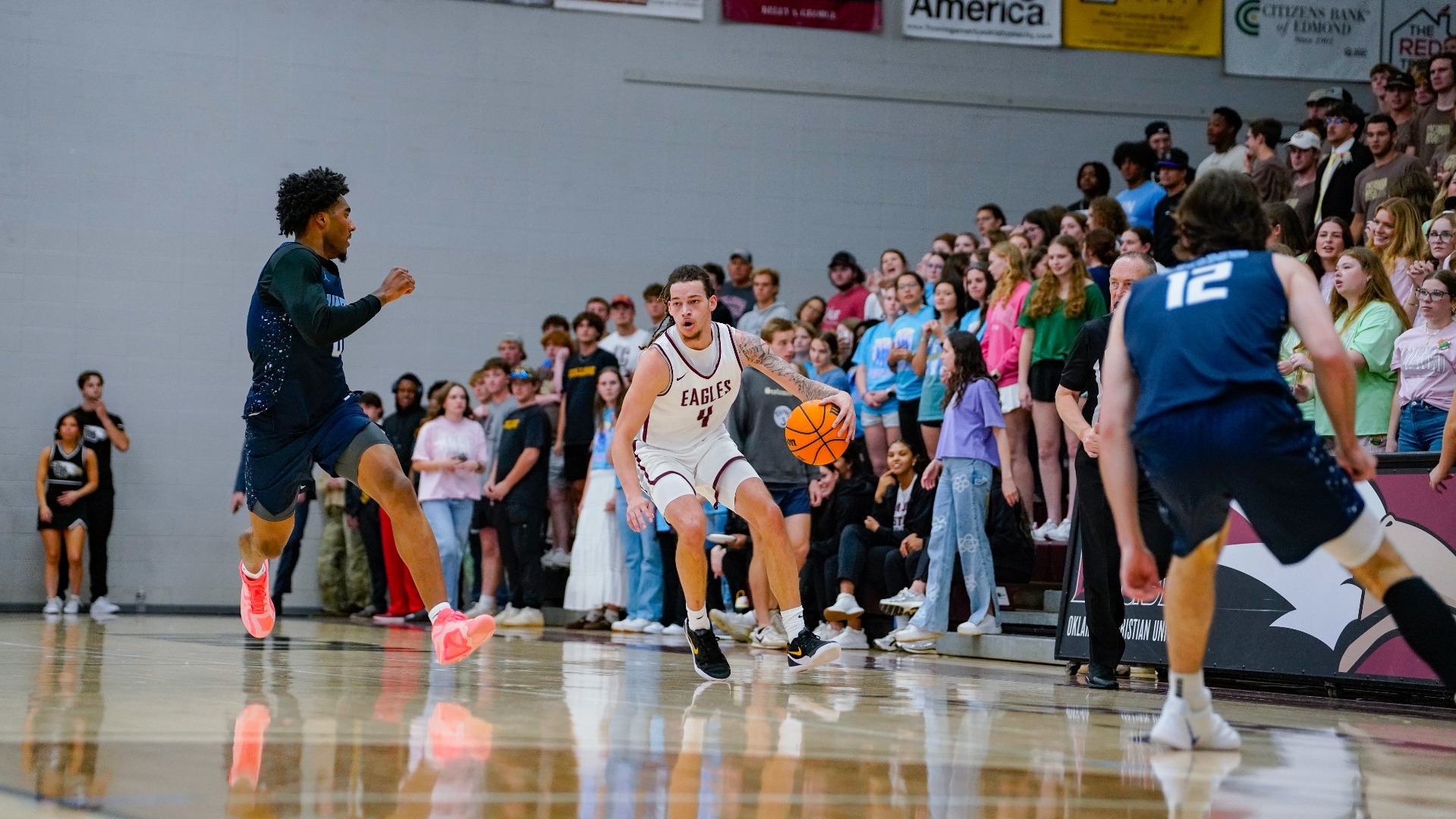 Ignowski dribbling at HOCO