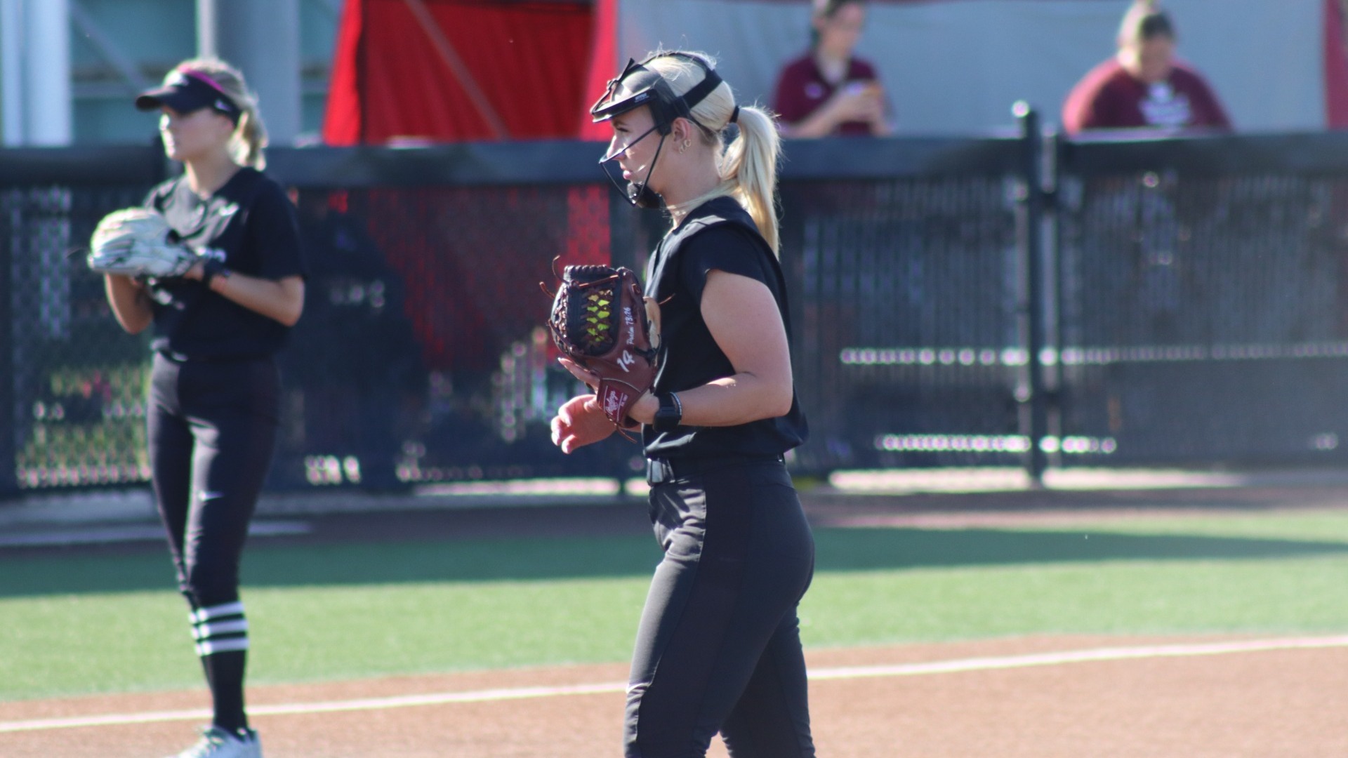 Anderson pitching vs. LCU