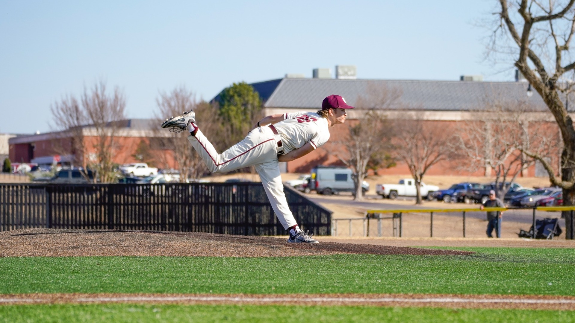 Ballast pitching vs. LCU
