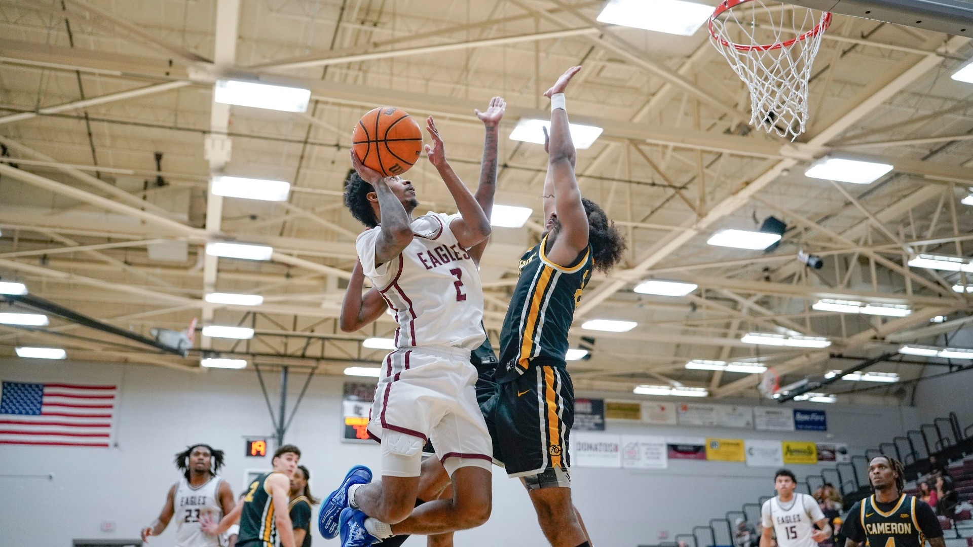 Bailey layup through contact