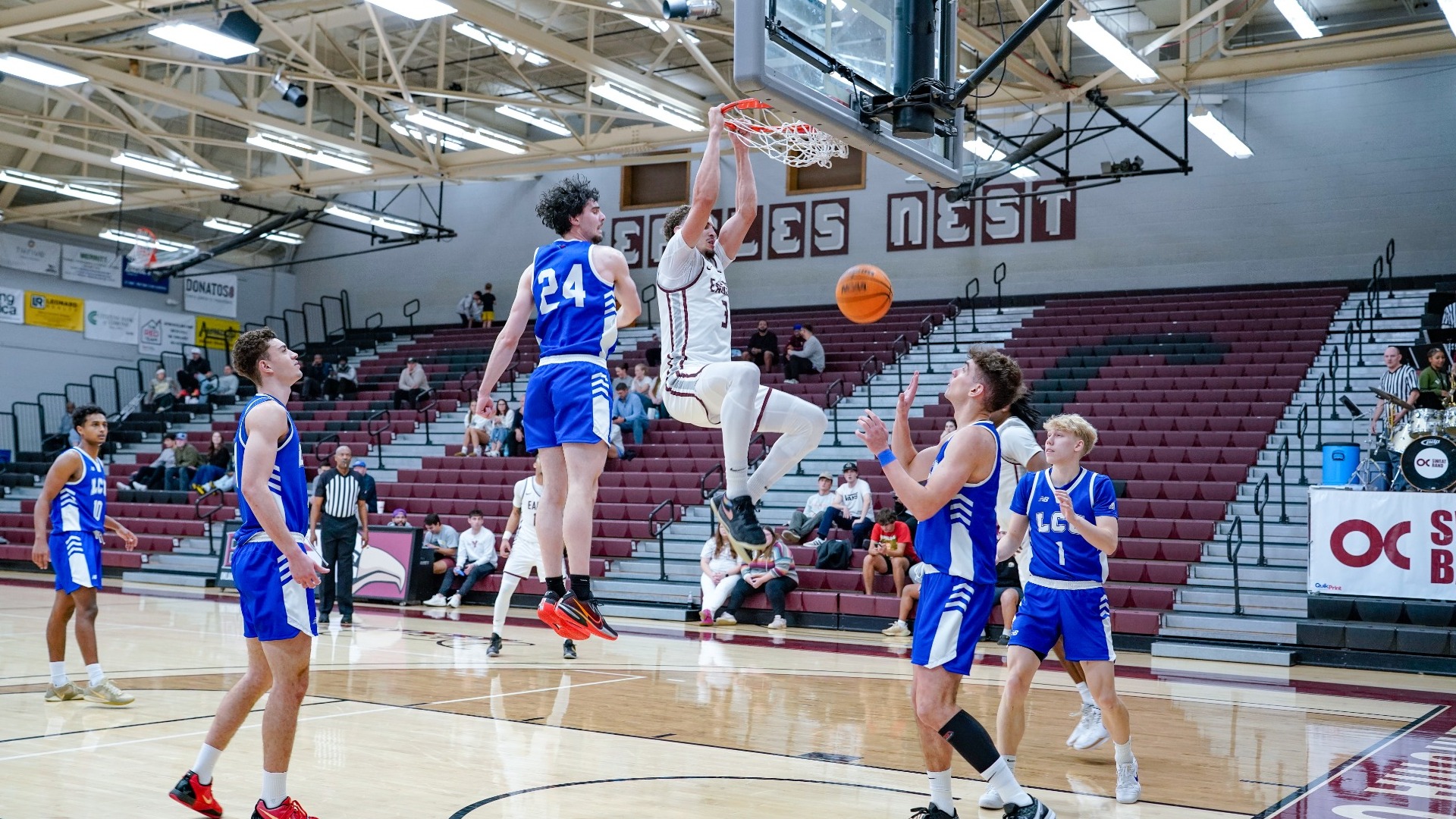 Gibson dunking vs. LCU