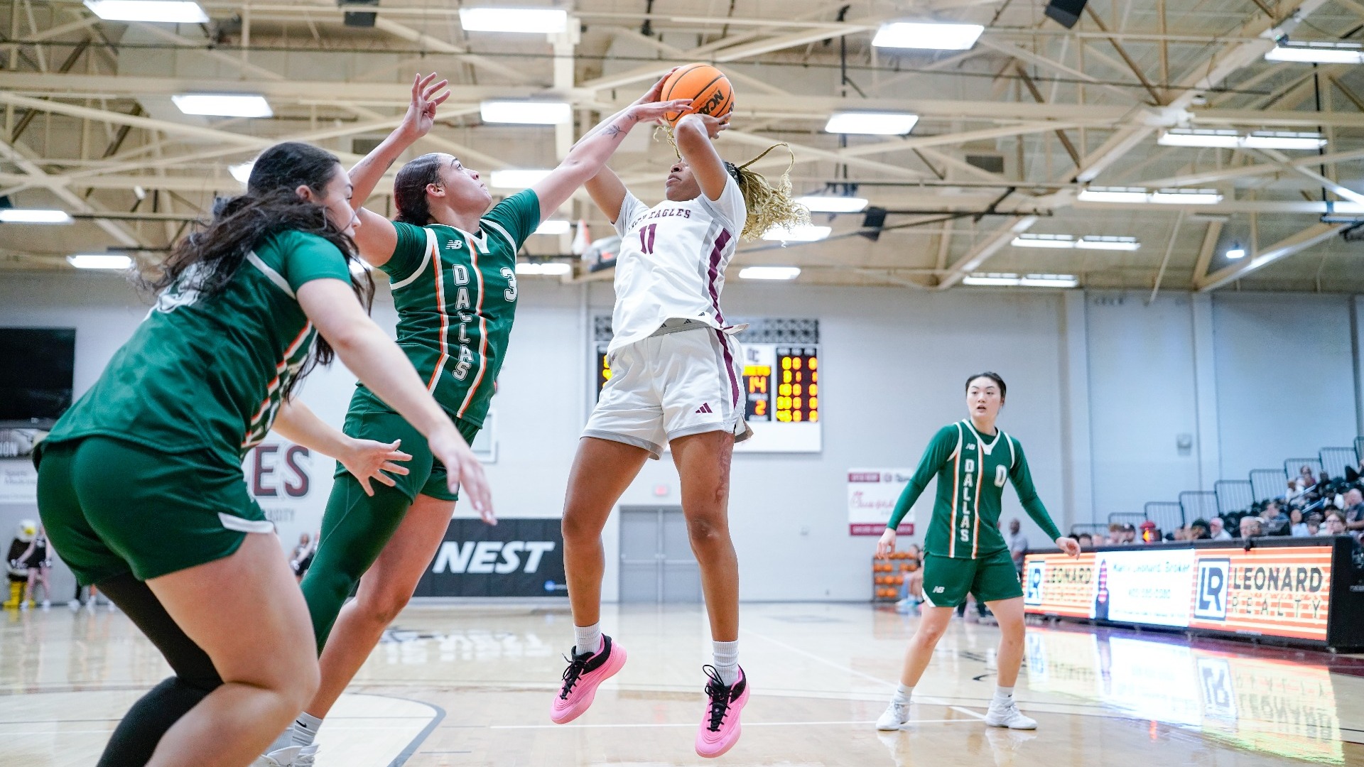 Jackson shooting over UTD defender