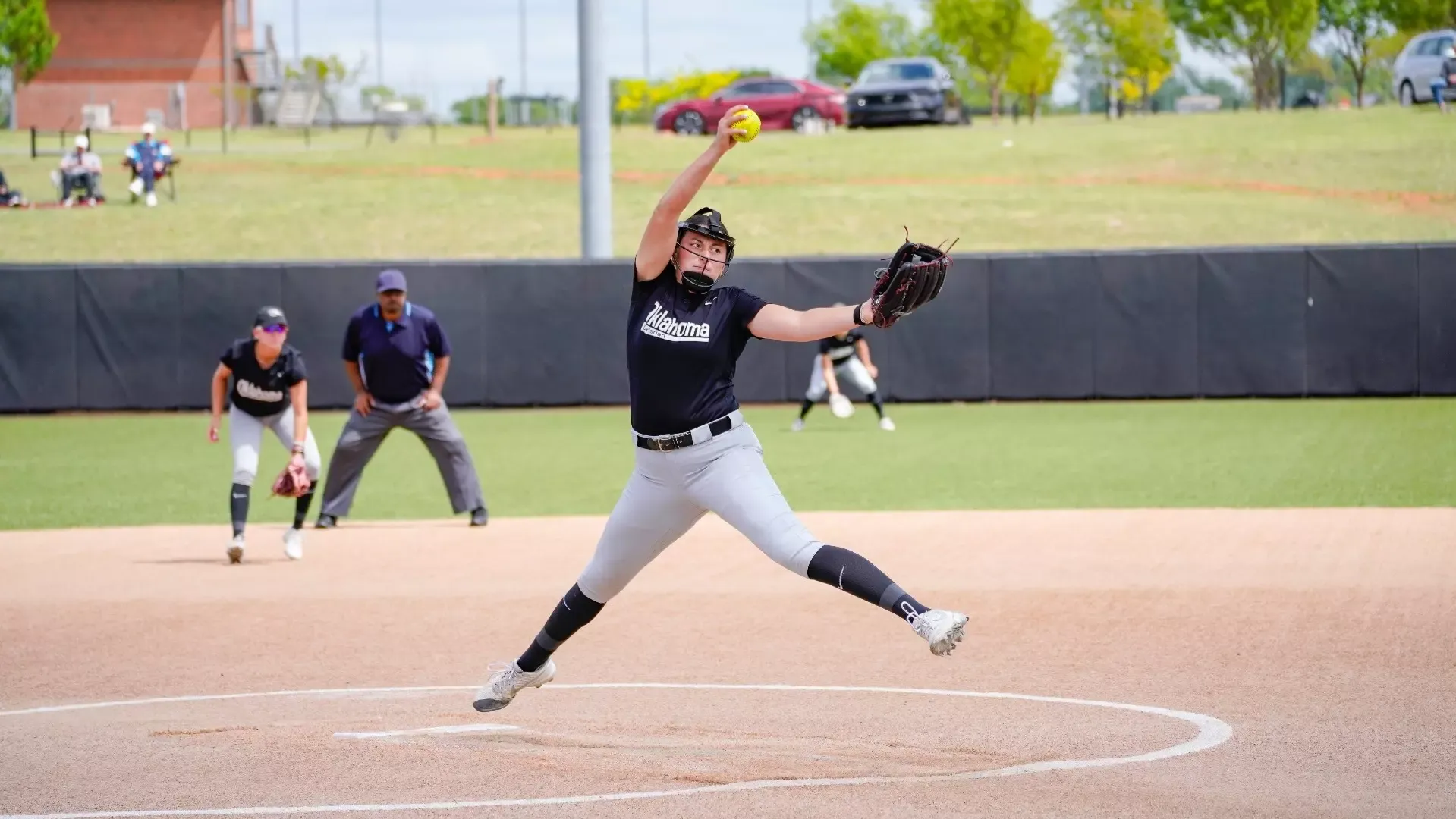 Resendiz pitching
