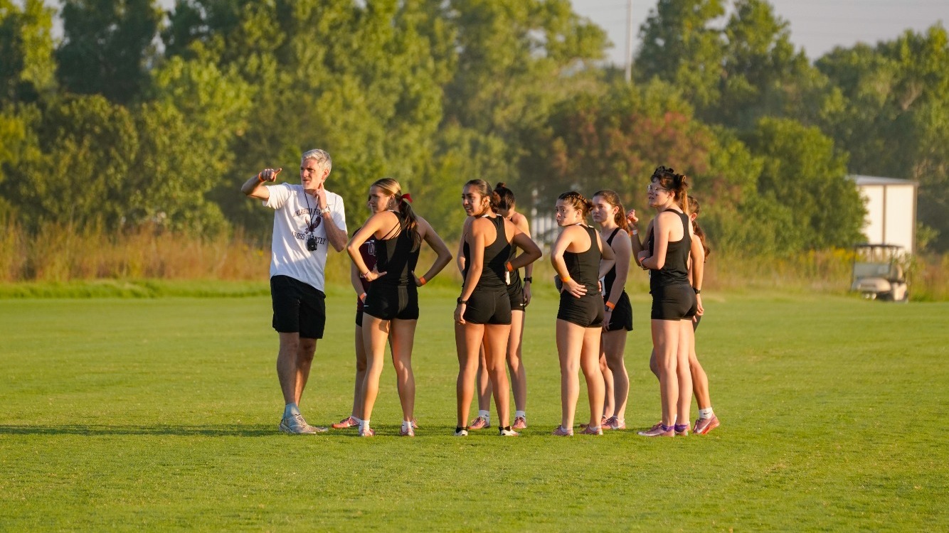 XC runner get ready to race