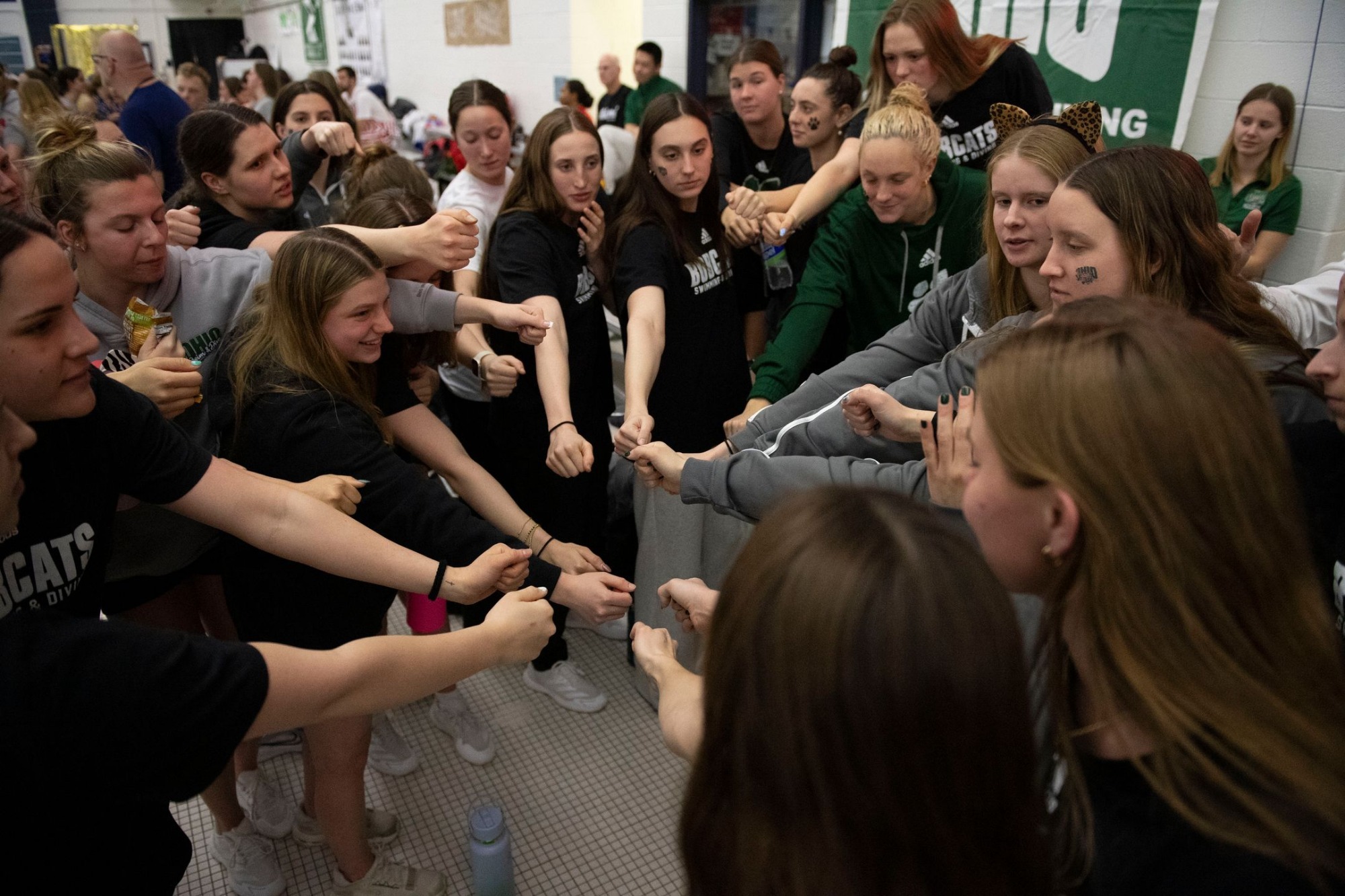 Women's Swim and Dive