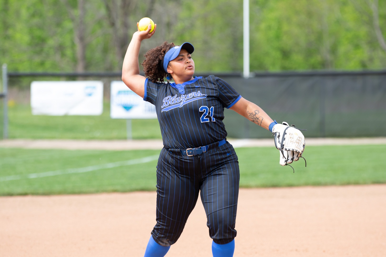 softball - article photo