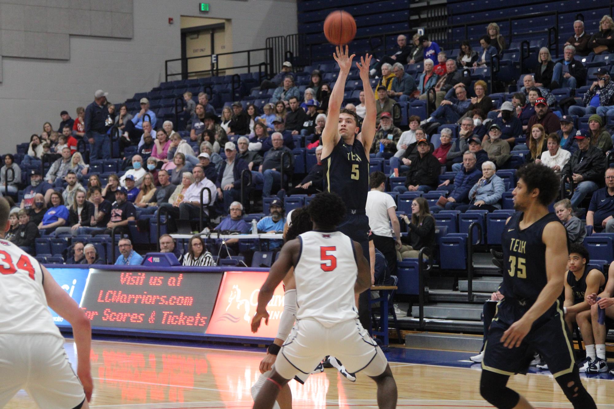 Harrison Steiger Men's Basketball Oregon Institute of Technology